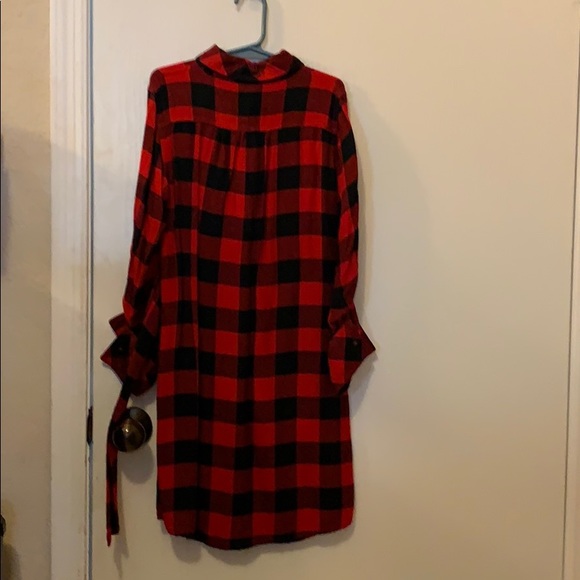 Three button down winter dresses - Picture 5 of 9